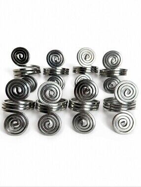 Neiman Marcus Set of 8 Silver Tone Spiral Napkin Rings Modern Contemporary